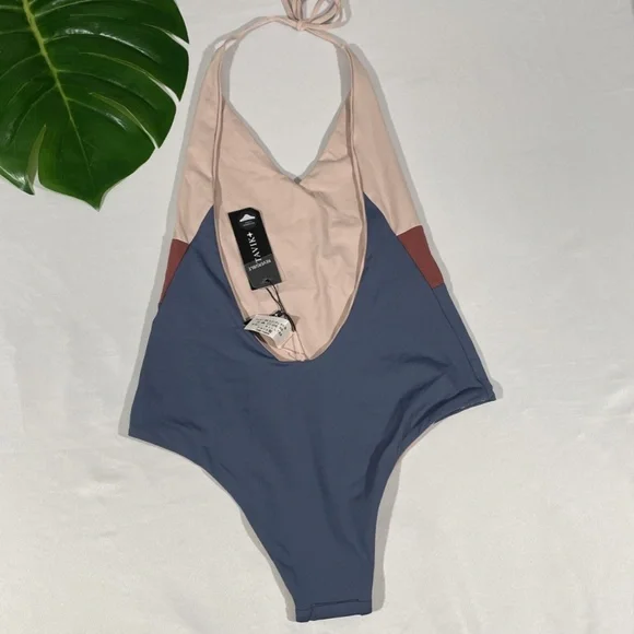 NWT Tavik [ Small ] Chase Plunge‎ Colorblock One Piece Swimsuit Muted Indigo Bikinis